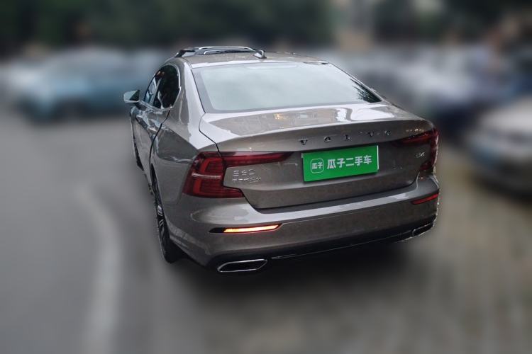 Used Volvo S60 2022 B4 Zhiyuan Luxury Edition Rear Left 45 Deg