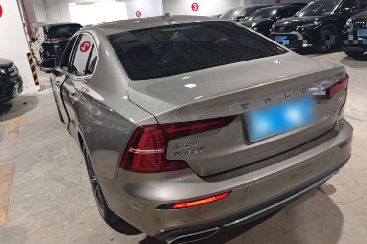 Used Volvo S60 2022 B4 Zhiyi Luxury Edition Rear Left 45 Deg
