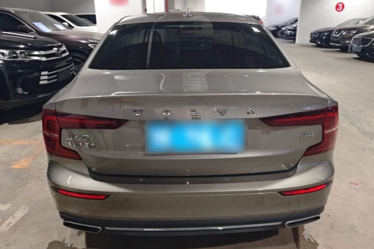 Used Volvo S60 2022 B4 Zhiyi Luxury Edition Rear