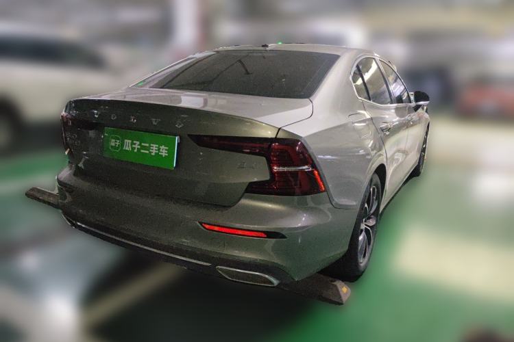 Used Volvo S60 2022 B4 Zhiyi Luxury Edition Rear Right 45 Deg