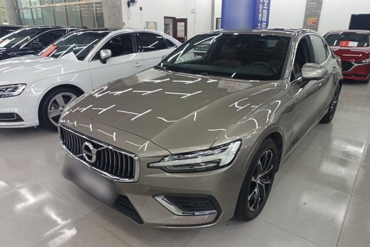 Used Volvo S60 2022 B4 Zhiyi Luxury Edition Guazi used car, China used car export, Used car for sale, Used cars, Cheapest cars for sale
