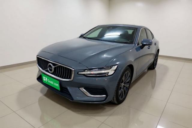 Used Volvo S60 2022 B4 Zhiyuan Luxury Edition