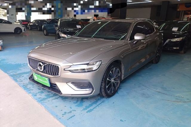 Used Volvo S60 2022 B4 Zhiyi Luxury Edition