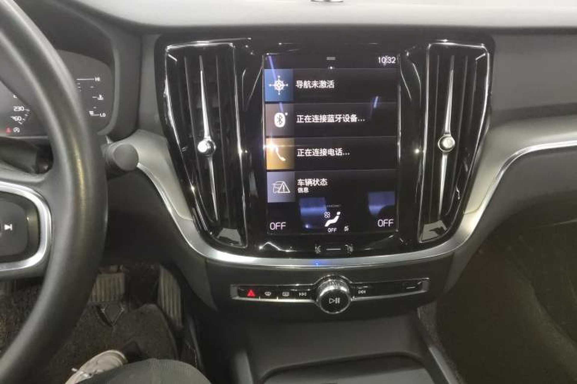 Used Volvo S60 2022 B4 Zhiyi Luxury Edition Audio And AC Panel