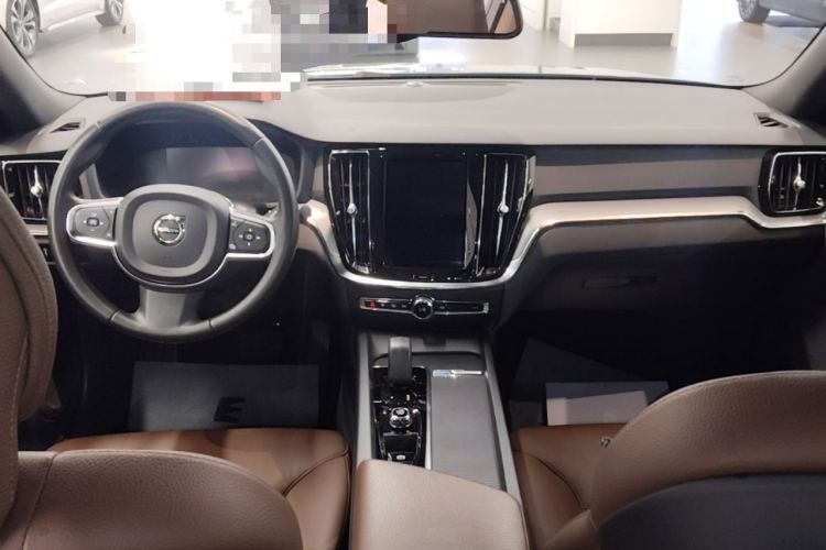 Used Volvo S60 2022 B4 Zhiyi Luxury Edition Center Console