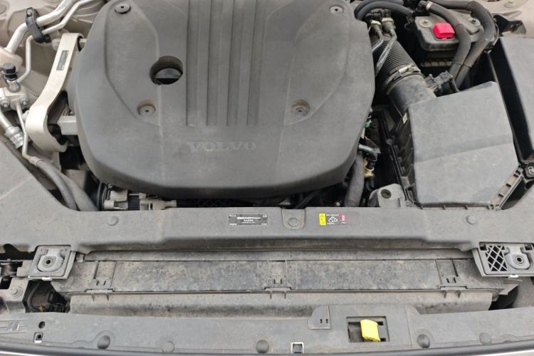 Used Volvo S60 2022 B4 Zhiyi Luxury Edition Engine Bay