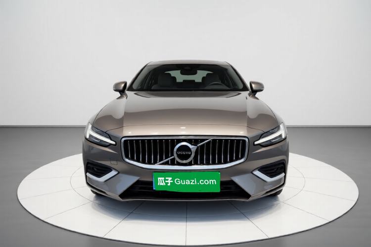 Used Volvo S60 2022 B4 Zhiyi Luxury Edition Exterior 1