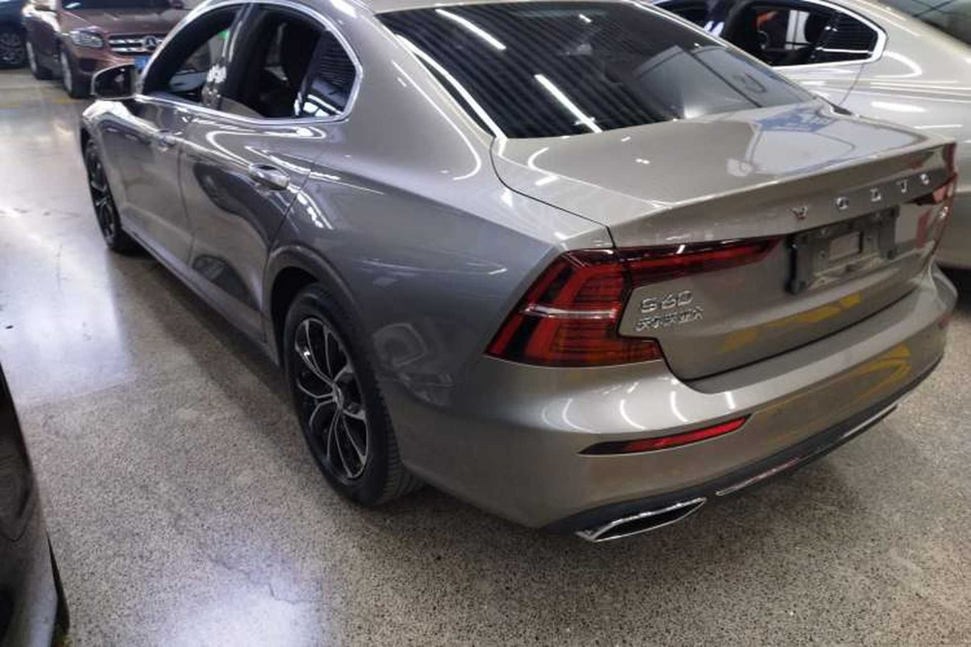 Used Volvo S60 2022 B4 Zhiyi Luxury Edition Exterior 2