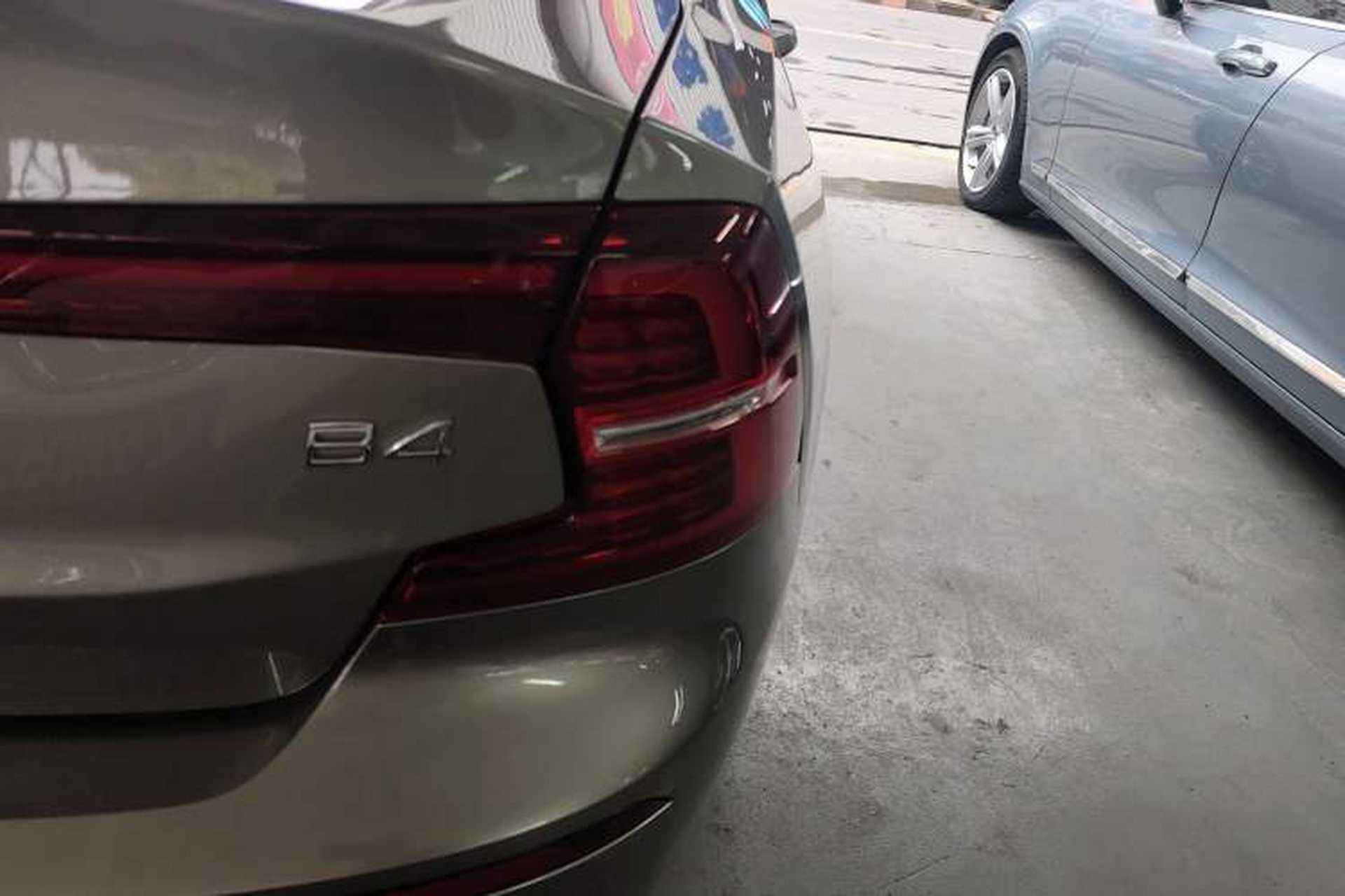 Used Volvo S60 2022 B4 Zhiyi Luxury Edition Exterior 3