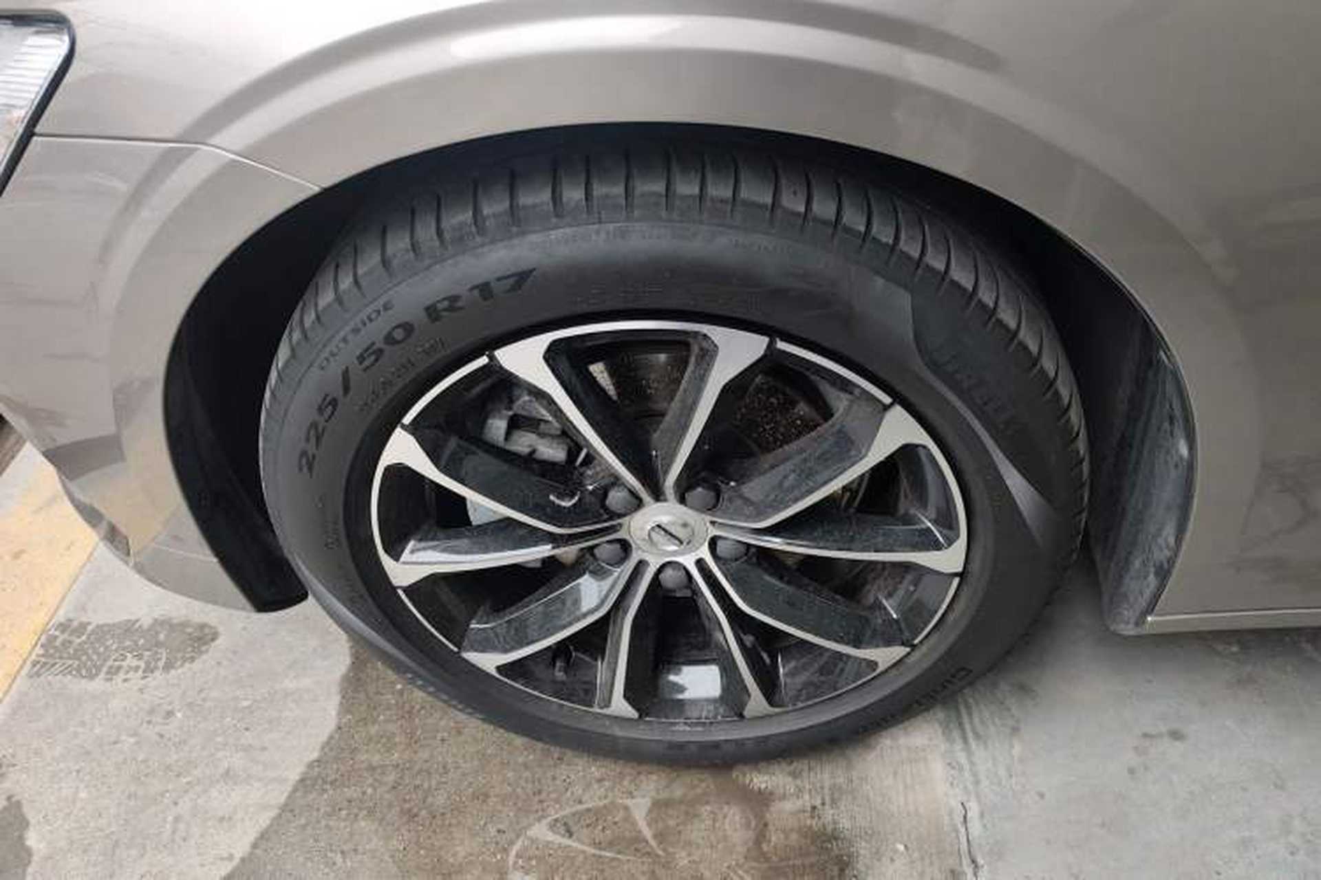 Used Volvo S60 2022 B4 Zhiyi Luxury Edition Exterior 4