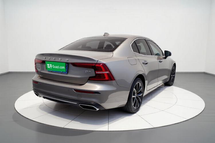 Used Volvo S60 2022 B4 Zhiyi Luxury Edition Exterior 5