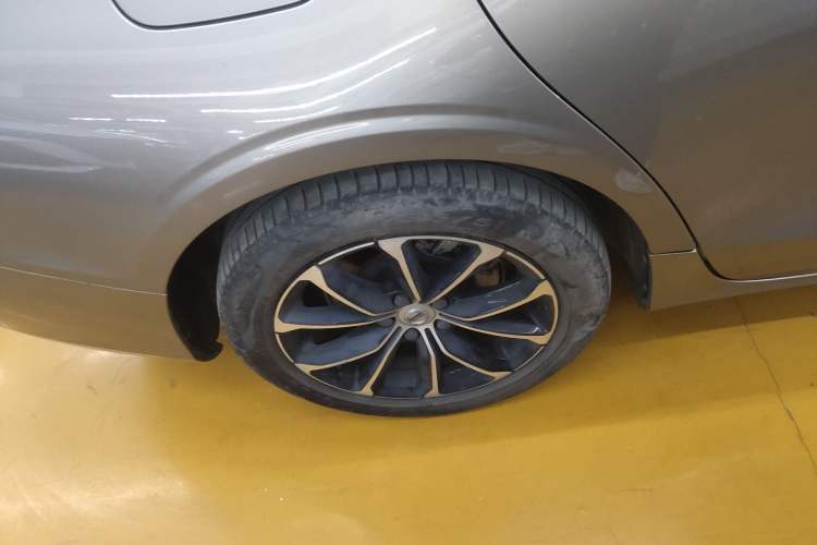 Used Volvo S60 2022 B4 Zhiyi Luxury Edition Exterior 5