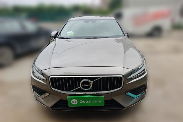 Used Volvo S60 2022 B4 Zhiyi Luxury Edition Front