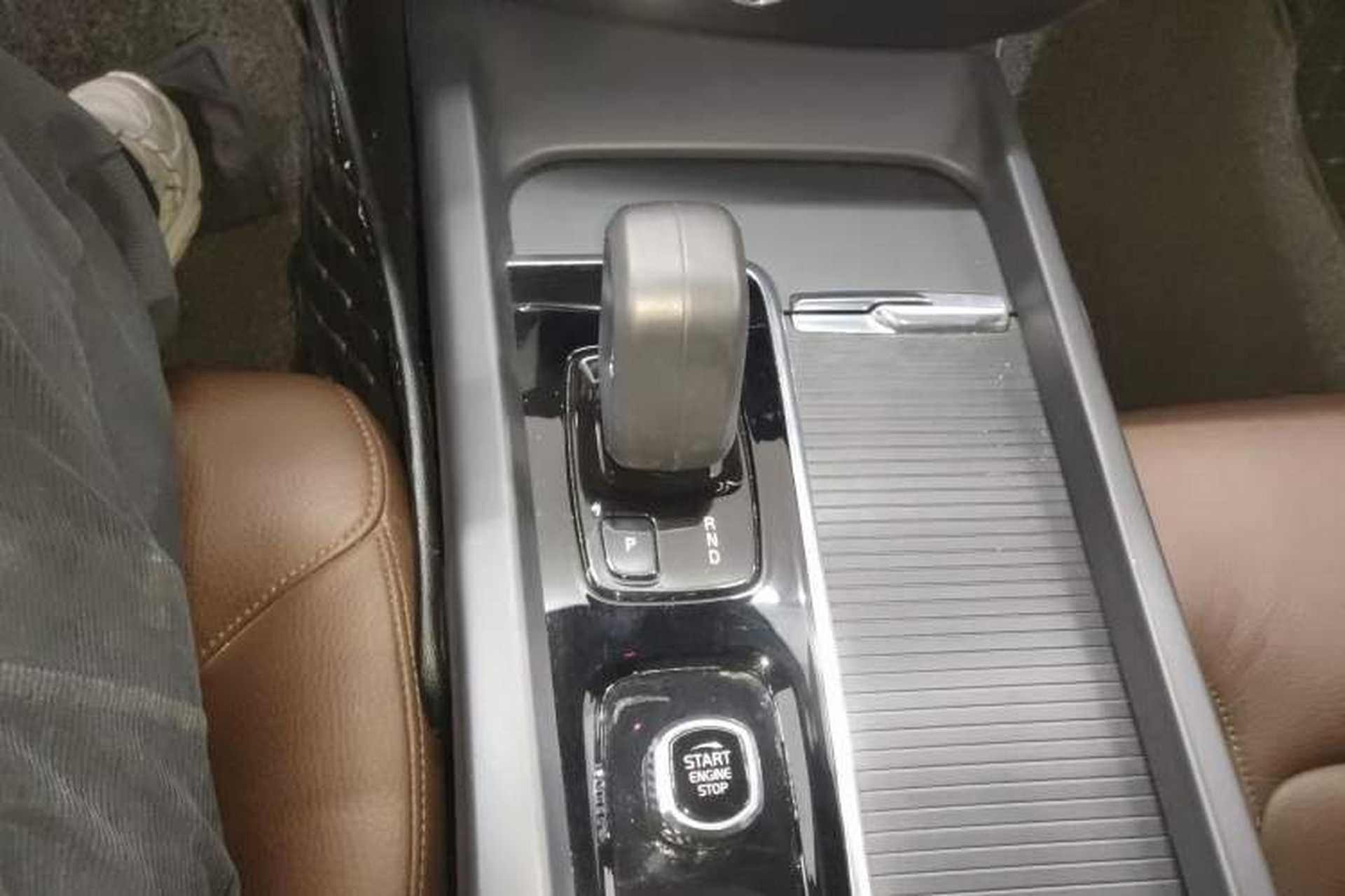 Used Volvo S60 2022 B4 Zhiyi Luxury Edition Gear Lever