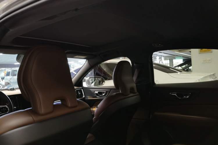 Used Volvo S60 2022 B4 Zhiyuan Luxury Edition Headliner