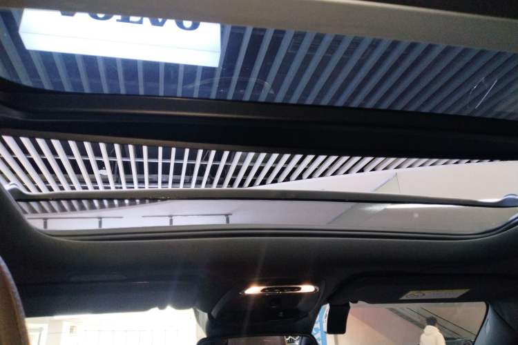 Used Volvo S60 2022 B4 Zhiyi Luxury Edition Headliner