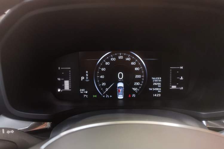 Used Volvo S60 2022 B4 Zhiyi Luxury Edition Instrument Cluster