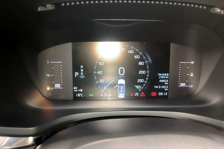Used Volvo S60 2022 B4 Zhiyi Luxury Edition Instrument Cluster