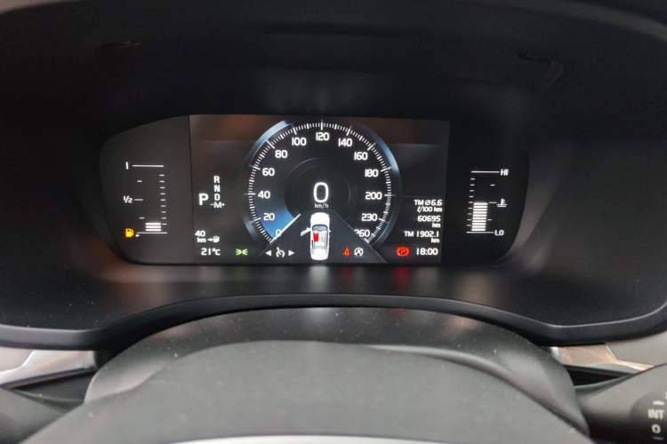 Used Volvo S60 2022 B4 Zhiyi Luxury Edition Instrument Cluster