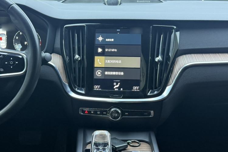 Used Volvo S60 2022 B4 Zhiyuan Luxury Edition Interior 1