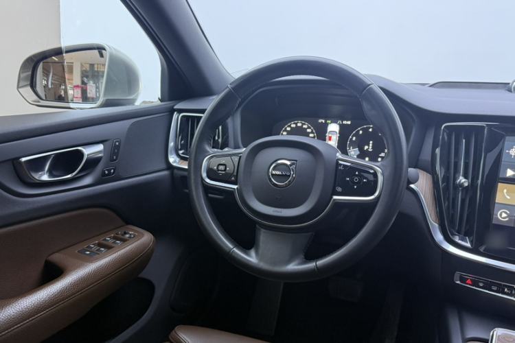 Used Volvo S60 2022 B4 Zhiyuan Luxury Edition Interior 10