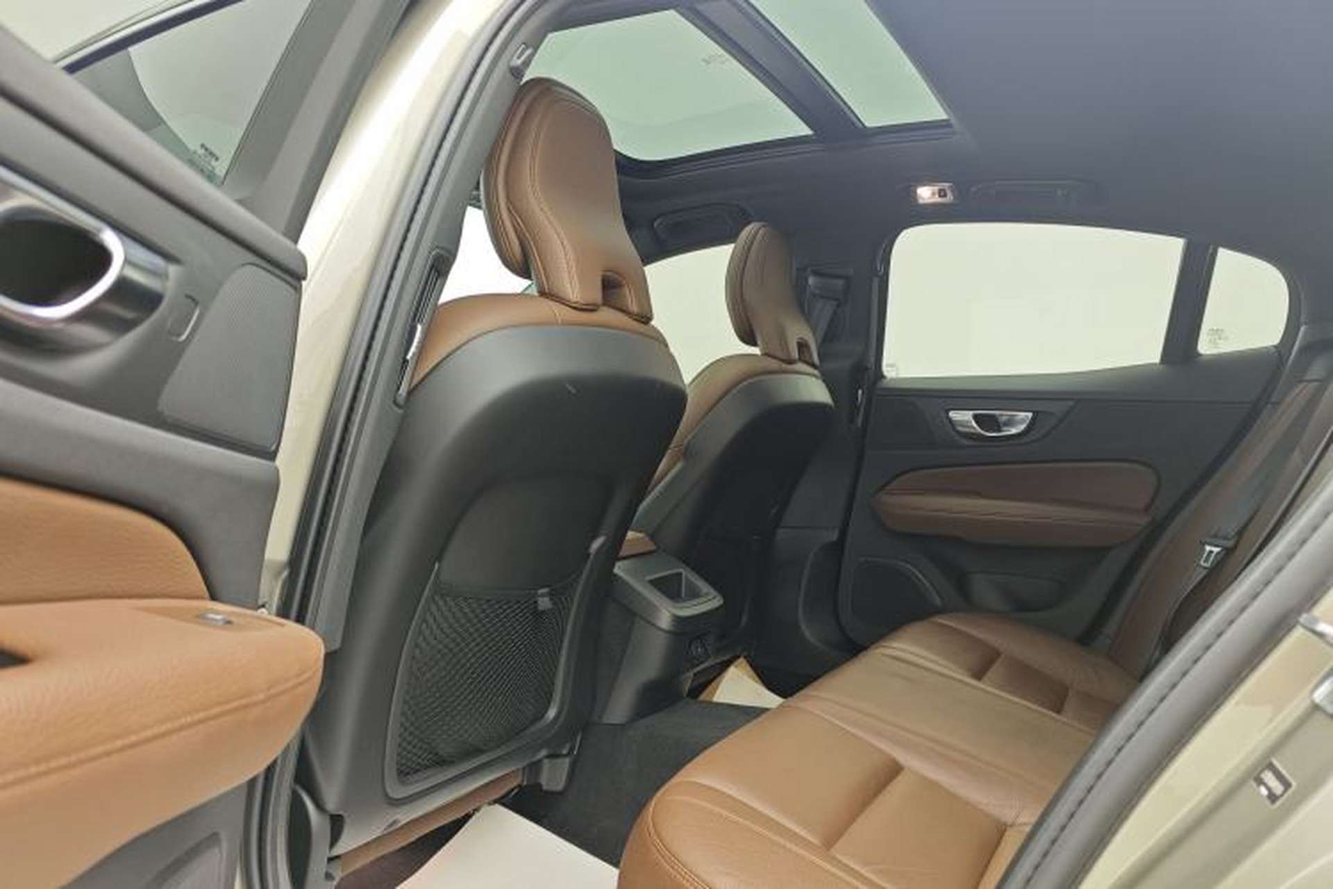 Used Volvo S60 2022 B4 Zhiyuan Luxury Edition Interior 3