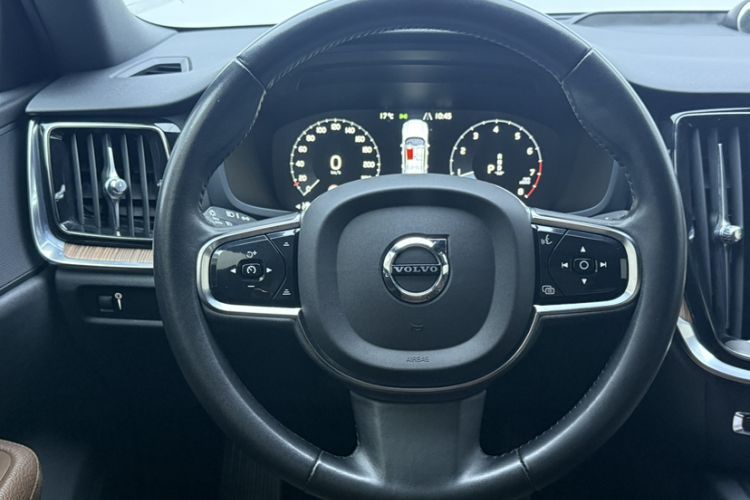 Used Volvo S60 2022 B4 Zhiyuan Luxury Edition Interior 3