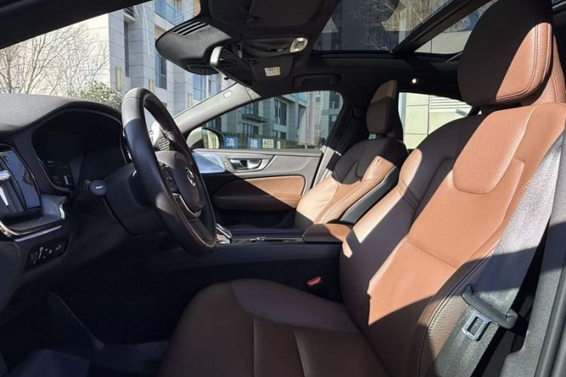 Used Volvo S60 2022 B4 Zhiyi Luxury Edition Interior 7