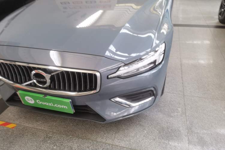 Used Volvo S60 2022 B4 Zhiyi Luxury Edition Left Front Headlight