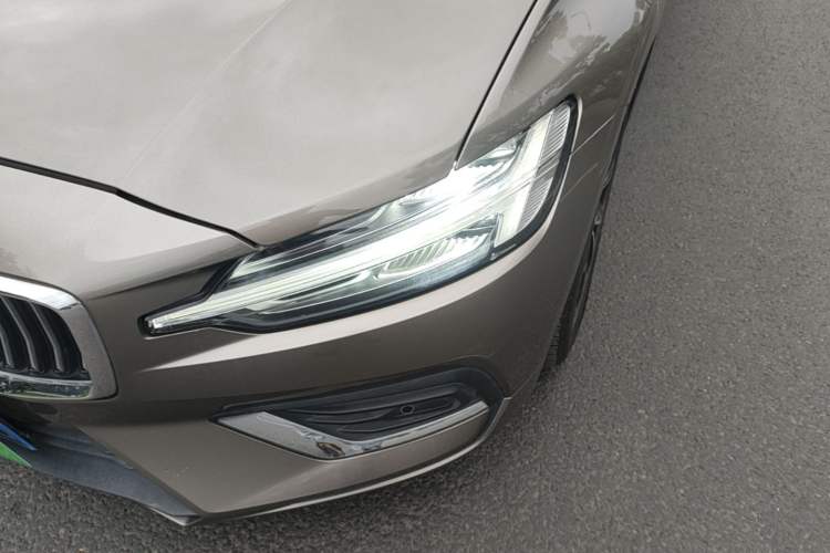 Used Volvo S60 2022 B4 Zhiyi Luxury Edition Left Front Headlight