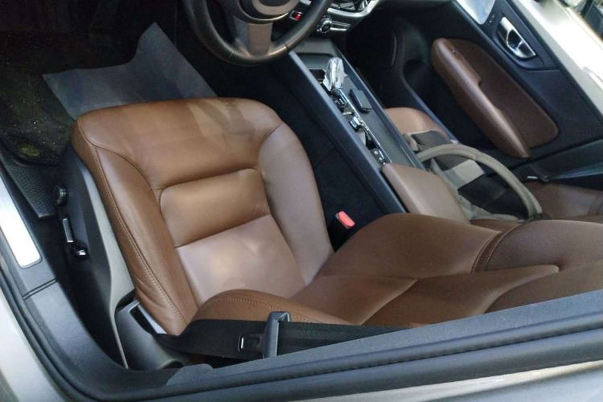 Used Volvo S60 2022 B4 Zhiyi Luxury Edition Left Front Seat