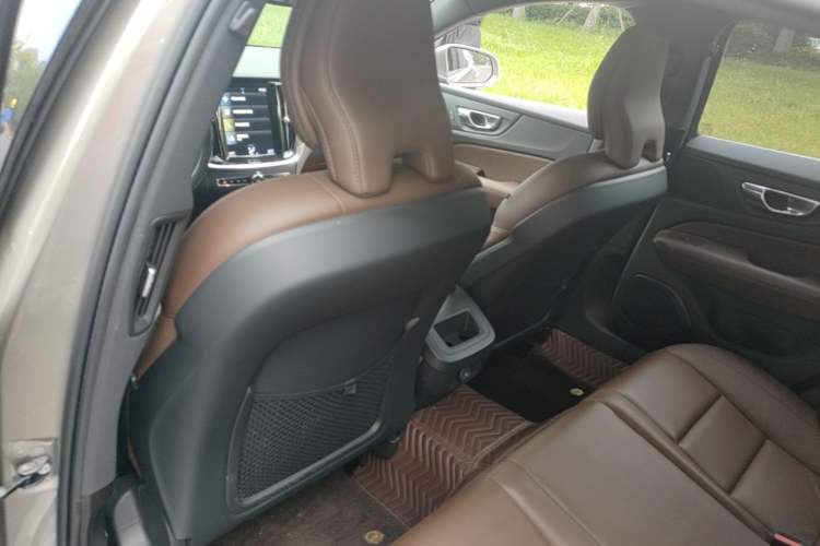 Used Volvo S60 2022 B4 Zhiyi Luxury Edition Left Front Seat