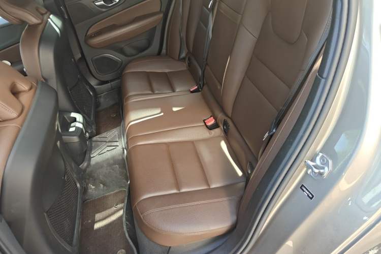 Used Volvo S60 2022 B4 Zhiyi Luxury Edition Left Rear Seat