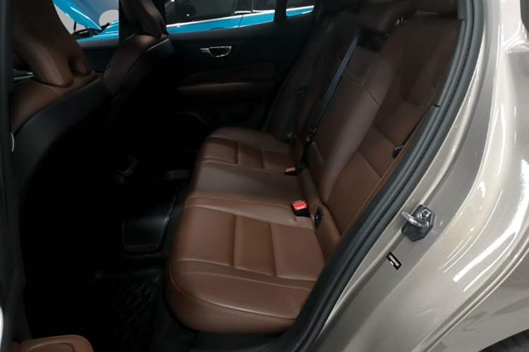 Used Volvo S60 2022 B4 Zhiyi Luxury Edition Left Rear Seat