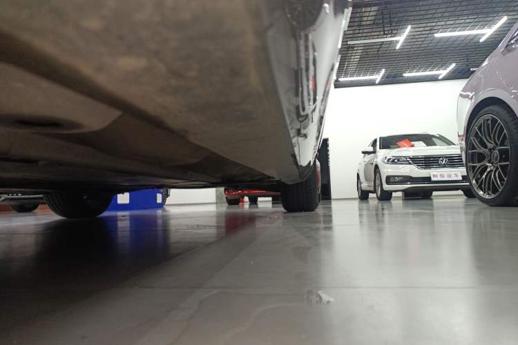 Used Volvo S60 2022 B4 Zhiyi Luxury Edition Left Side Sill