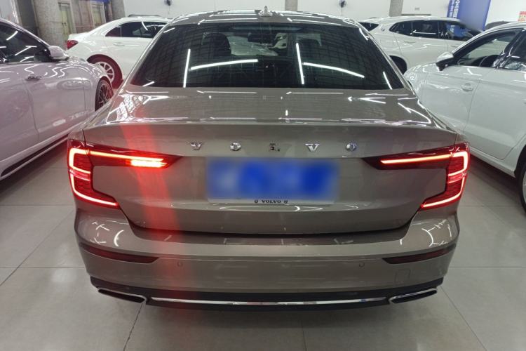 Used Volvo S60 2022 B4 Zhiyi Luxury Edition Rear