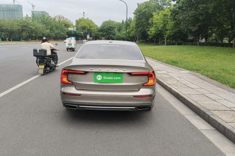 Used Volvo S60 2022 B4 Zhiyi Luxury Edition Rear
