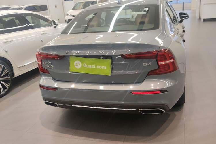 Used Volvo S60 2022 B4 Zhiyi Luxury Edition Rear