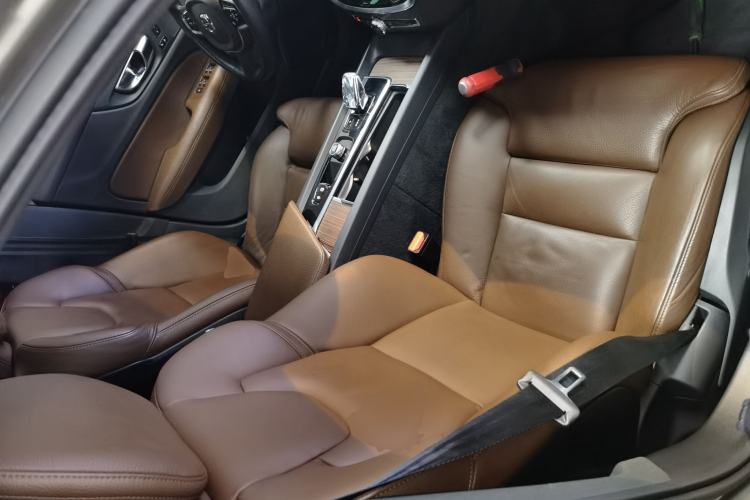 Used Volvo S60 2022 B4 Zhiyuan Luxury Edition Right Front Seat