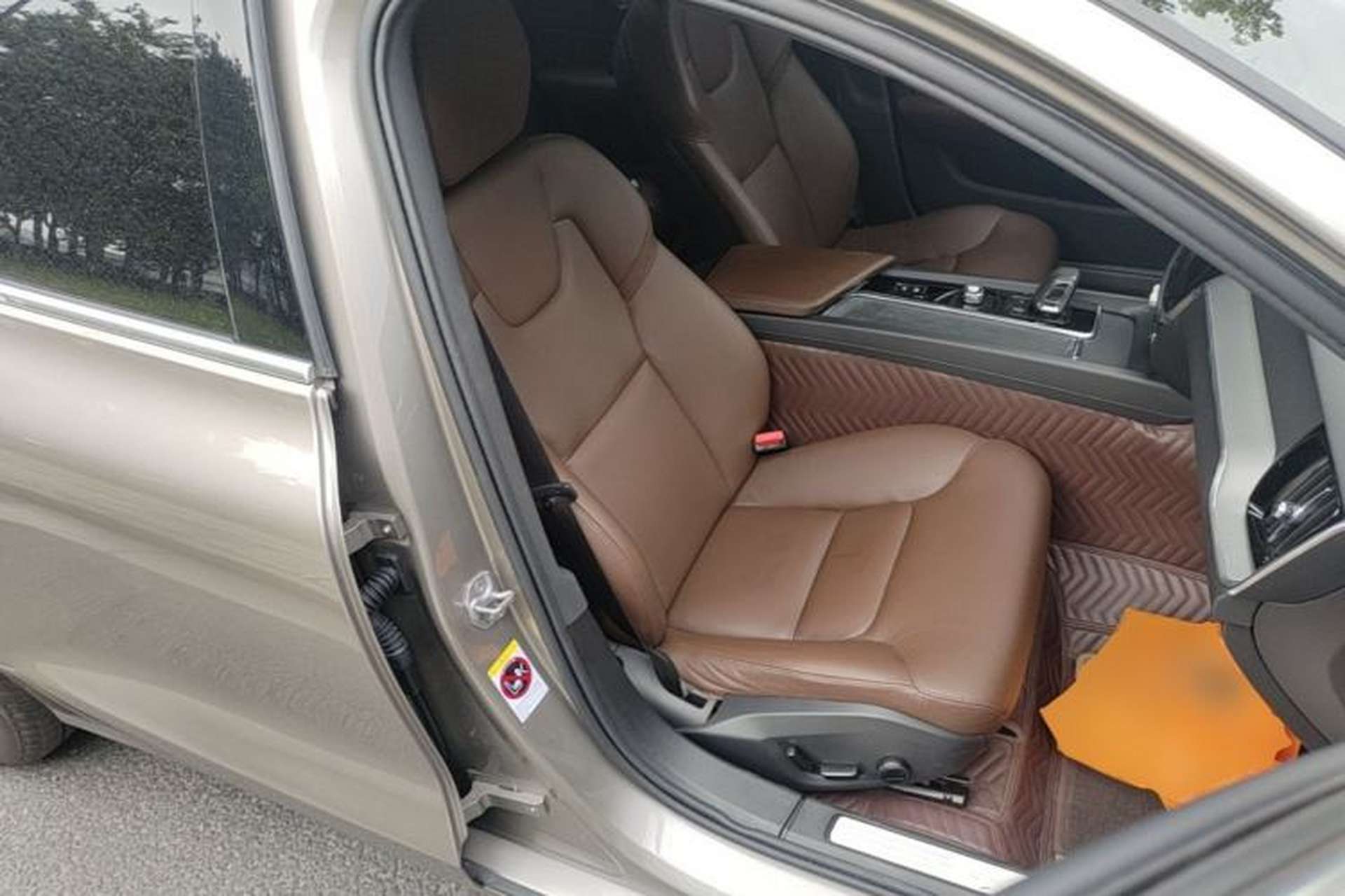 Used Volvo S60 2022 B4 Zhiyi Luxury Edition Right Front Seat