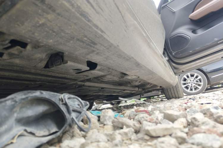 Used Volvo S60 2022 B4 Zhiyuan Luxury Edition Right Side Sill