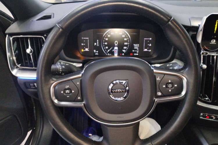 Used Volvo S60 2022 B4 Zhiyi Luxury Edition Steering Wheel