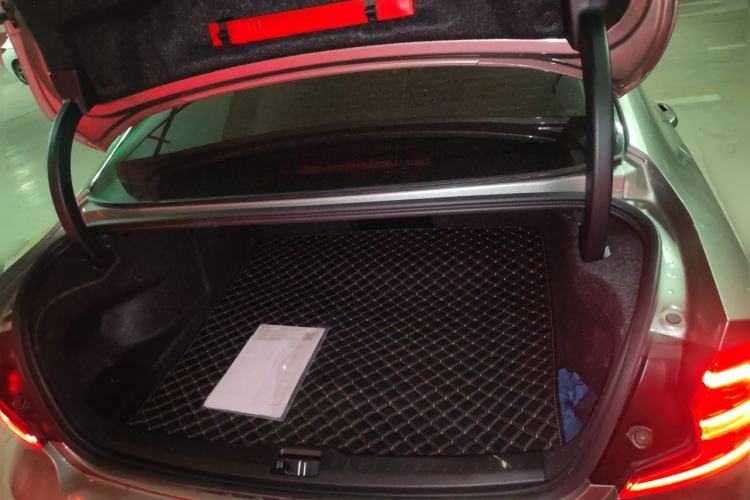 Used Volvo S60 2022 B4 Zhiyi Luxury Edition Trunk
