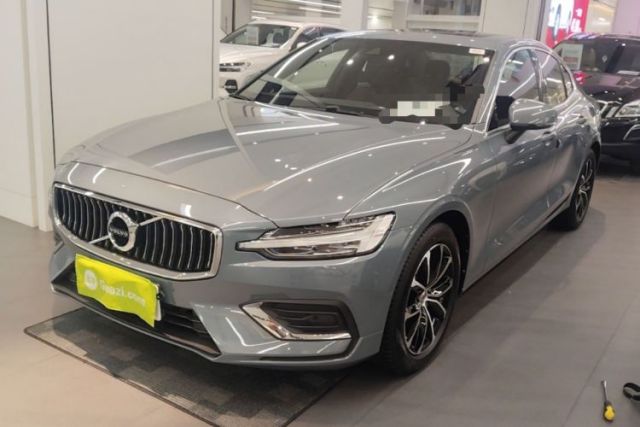 Used Volvo S60 2022 B4 Zhiyi Luxury Edition