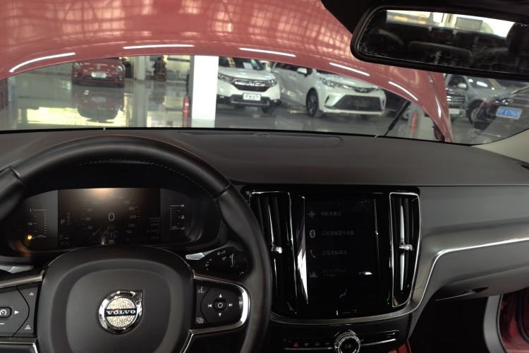 Used Volvo S60 2022 B4 Zhiyi Luxury Edition Center Console