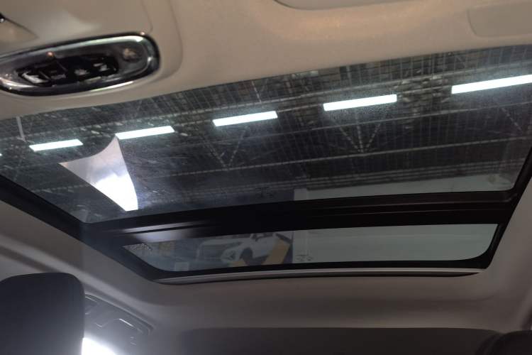 Used Volvo S60 2022 B4 Zhiyi Luxury Edition Headliner