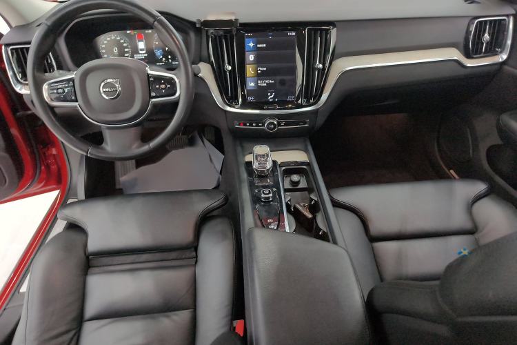 Used Volvo S60 2022 B4 Zhiyuan Luxury Edition Interior 2