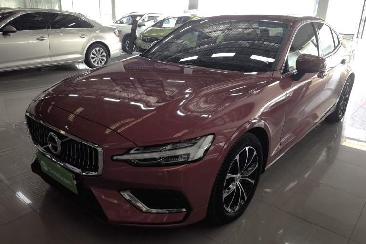 Used Volvo S60 2022 B4 Zhiyi Luxury Edition Guazi used car, China used car export, Used car for sale, Used cars, Cheapest cars for sale