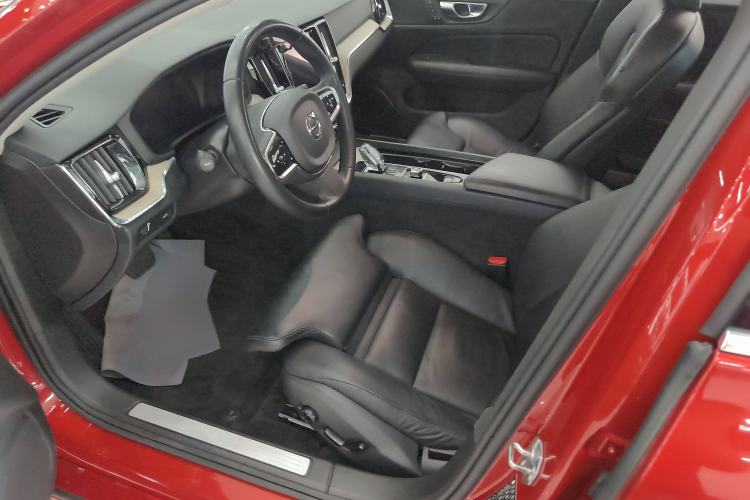 Used Volvo S60 2022 B4 Zhiyuan Luxury Edition Left Front Seat