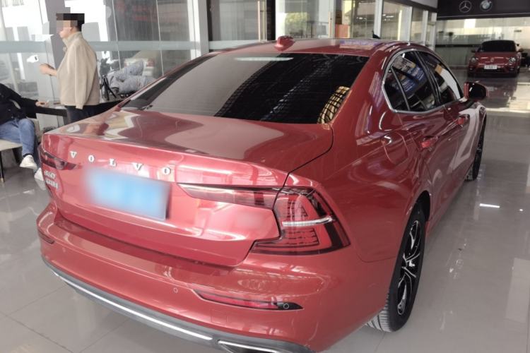 Used Volvo S60 2022 B4 Zhiyi Luxury Edition Rear Right 45 Deg